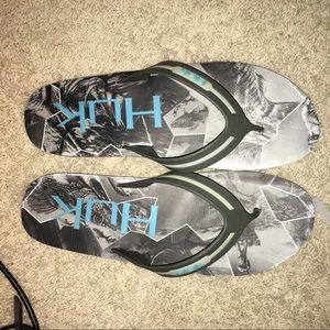 Huk Performance Fishing Flip Flops Size 13
